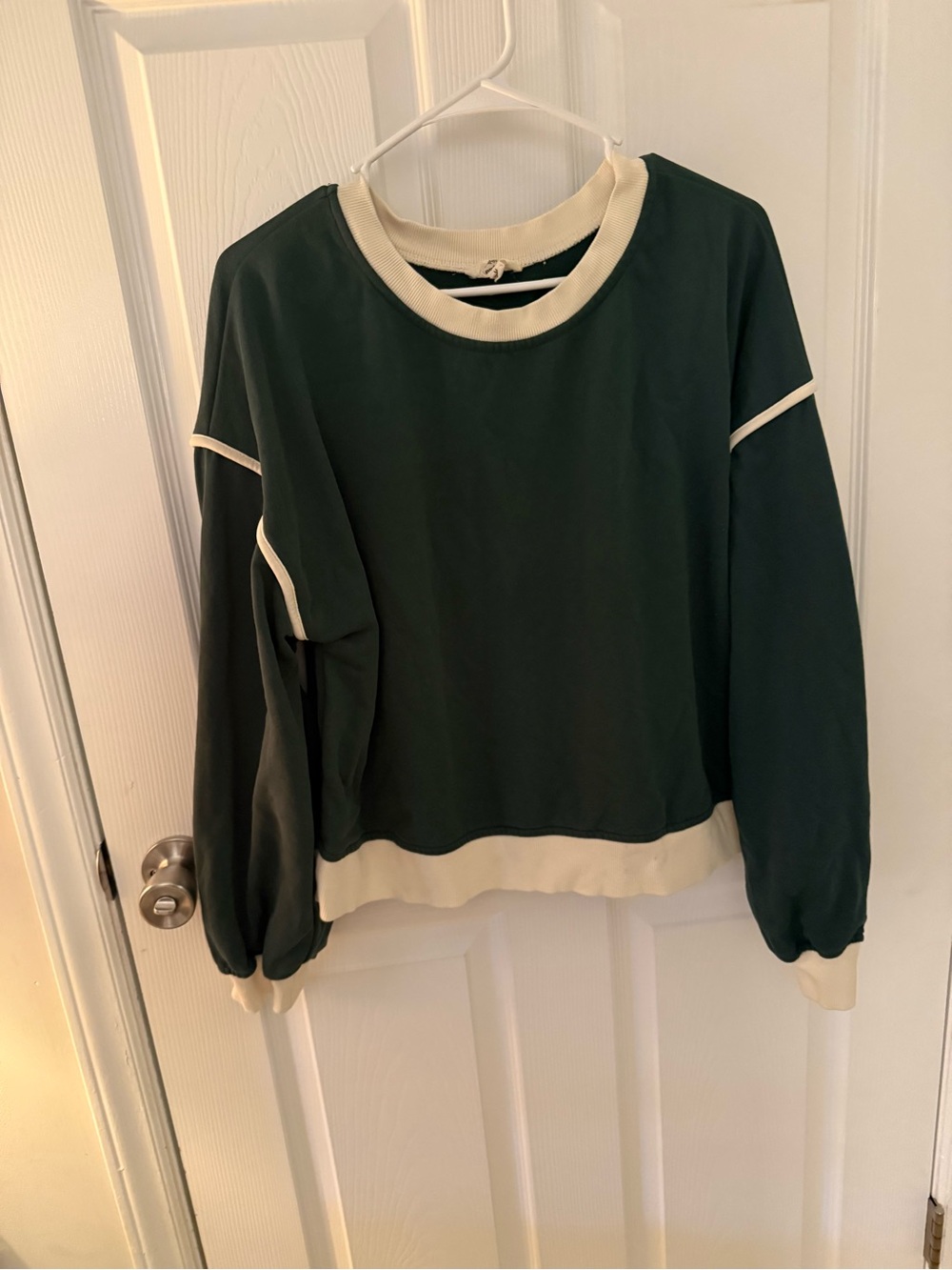 Entro Hunter Green Sweatshirt with Cream Rib Trim